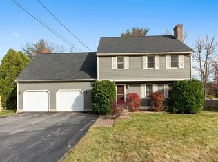 24 Bear Hill Rd, Gardner, MA 01440