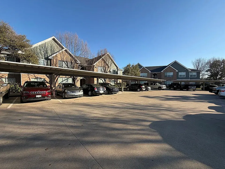 217 Harris Dr #2