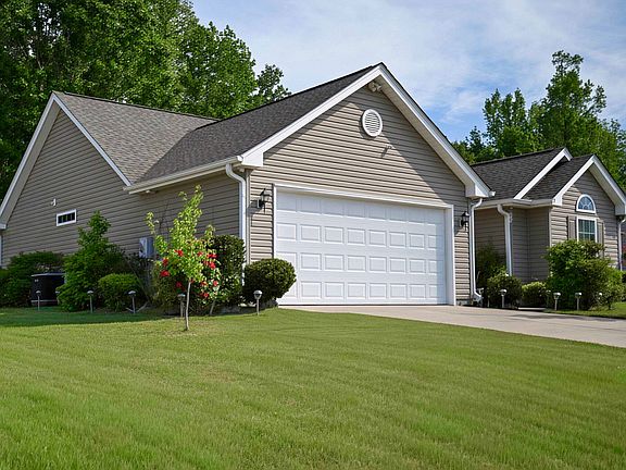 2nd image of 476 Warren Springs Dr.