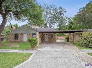 562 Harry Brown St, Port Allen, LA 70767