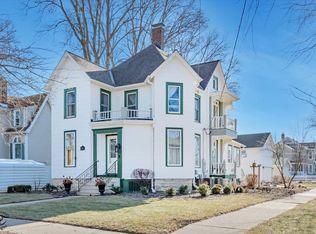 303 E Prospect Ave, Ottawa, IL 61350