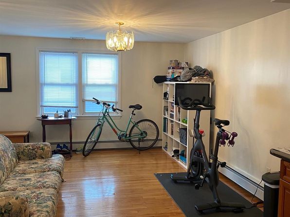 5 Lopez Ave #2