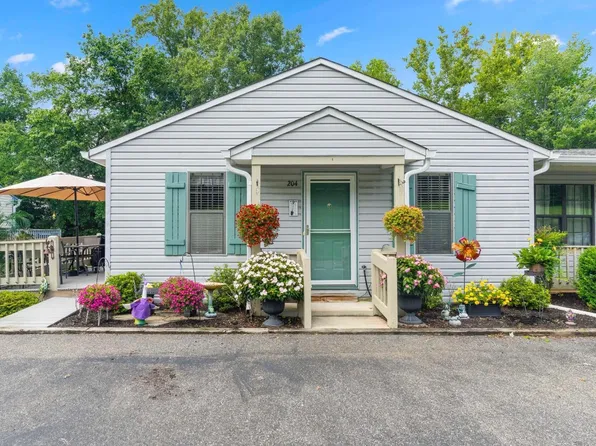 204 Goose Hollow Dr, Forest, VA 24551