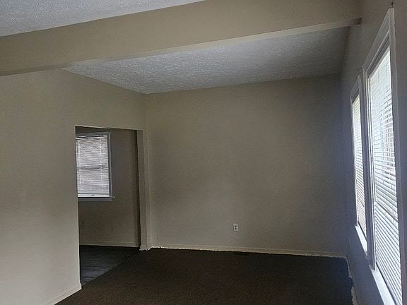 3rd image of 3 Stanley St Front 3