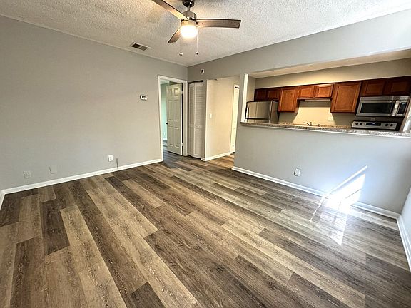 3rd image of 5448 101st St APT 4