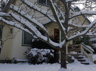 2585 Agate St, Eugene, OR 97403