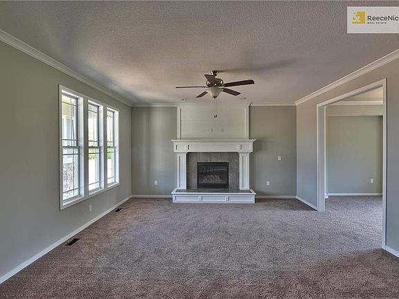 5th image of 5217 Meadow View Dr