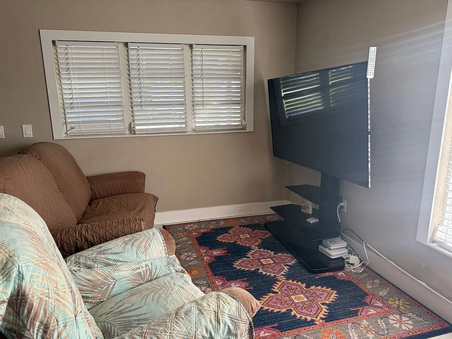Coming Soon Fully Furnished Unit — Photo 4