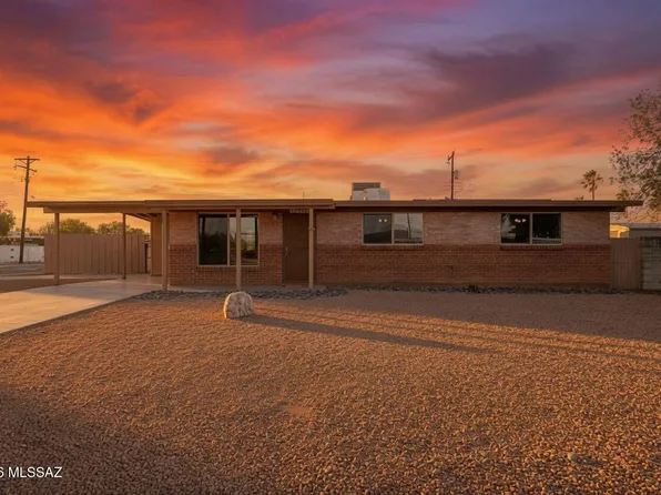 6676 E Calle Dened, Tucson, AZ 85710