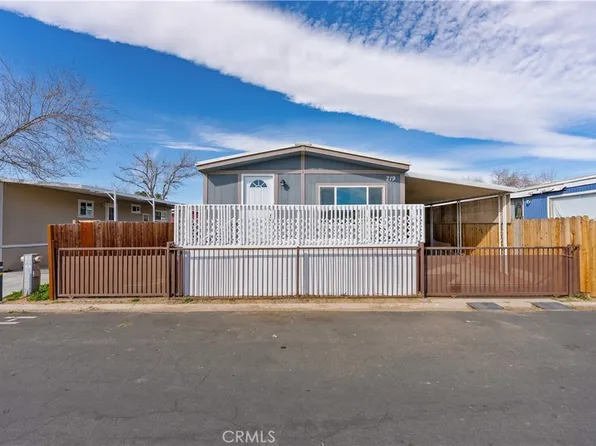 3300 15th St W #219, Rosamond, CA 93560