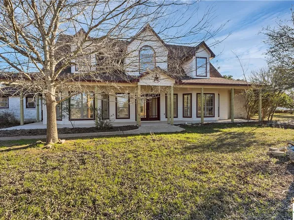 256 Whitmire Rd, Blanco, TX 78606