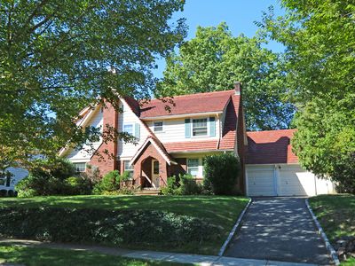 10 The Fairway, Montclair, NJ, 07043