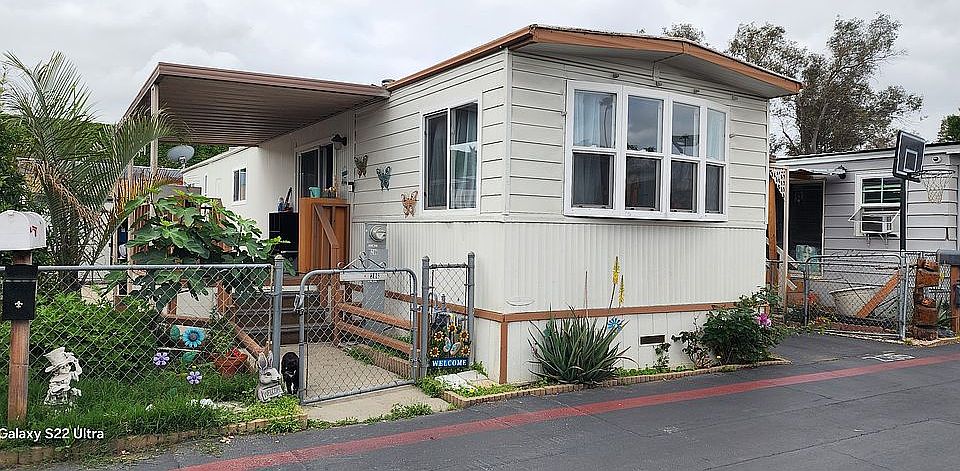 1st image of 2300 S Sultana Ave Spc 276
