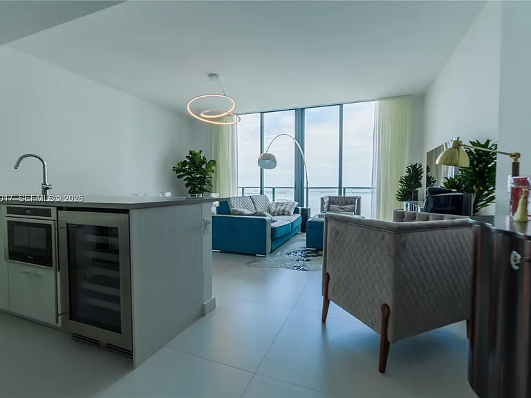 501 NE 31st St #Penthouse 4402 — Photo 3