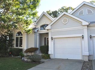 96 Harwood Rd, Monroe Township, NJ 08831