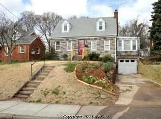 3901 6th St S, Arlington, VA 22204