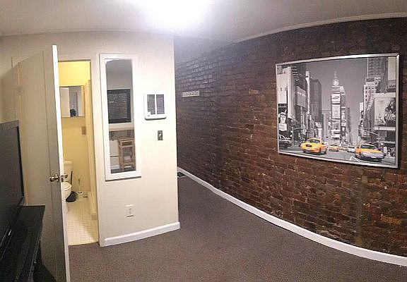 5th image of 212 E 45th St #4