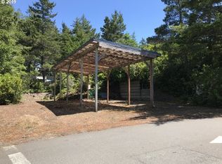 173 Nob Hill St, Florence, OR 97439