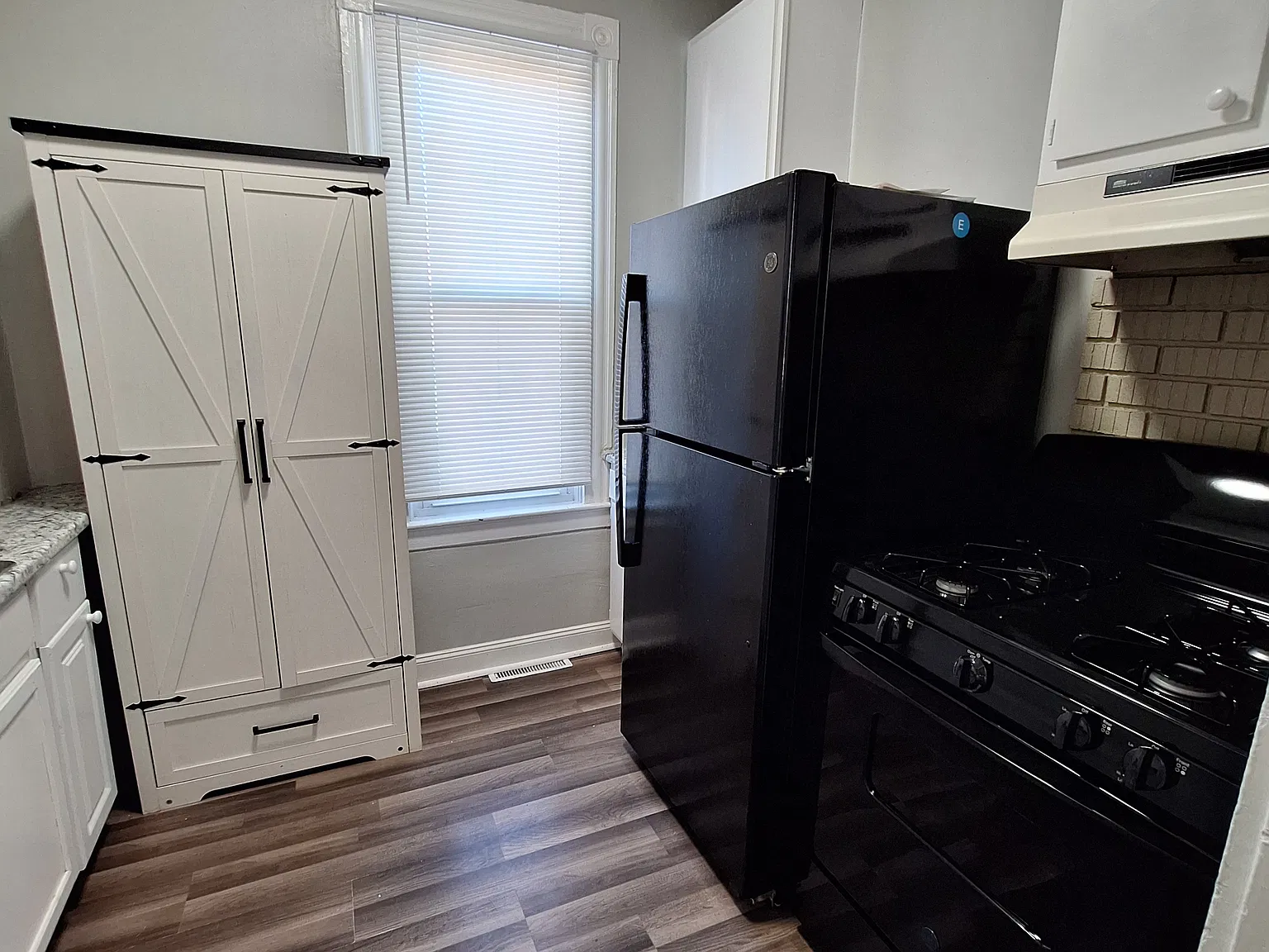 2 bed, 1166 sqft, $1,080 — Photo 2