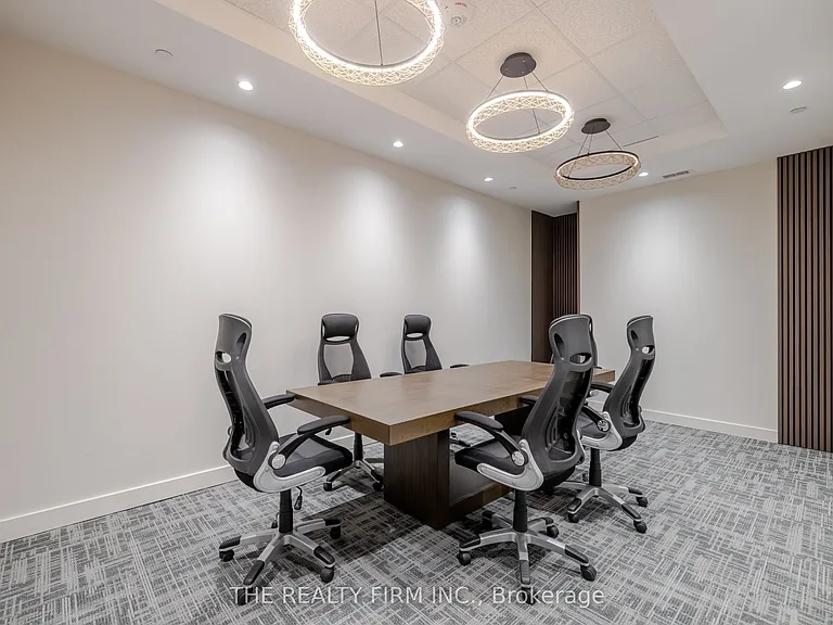 375 South St #1320 — Photo 22