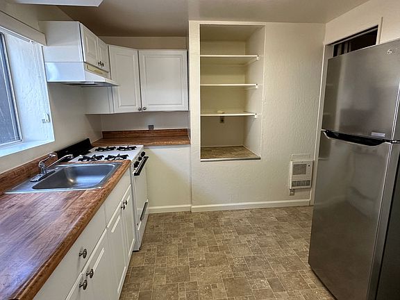 3rd image of 5348 Elrose Ave