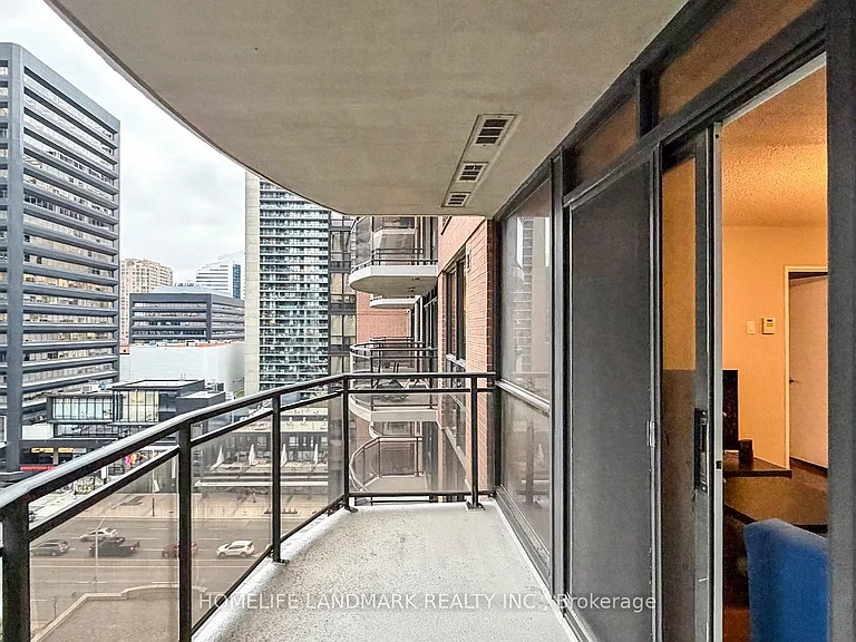 33 Sheppard Ave E #1105 — Photo 21