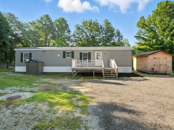 5 Hodgkins Drive, Greene, ME 04236