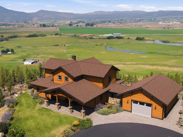 2918 NW Century Dr, Prineville, OR 97754