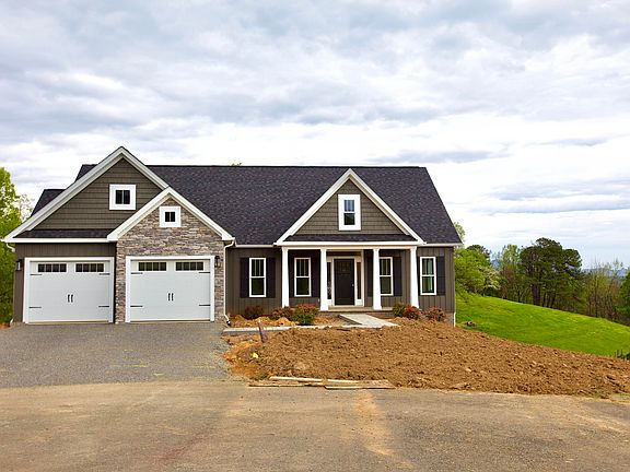 3rd image of 733 Ambler Ln