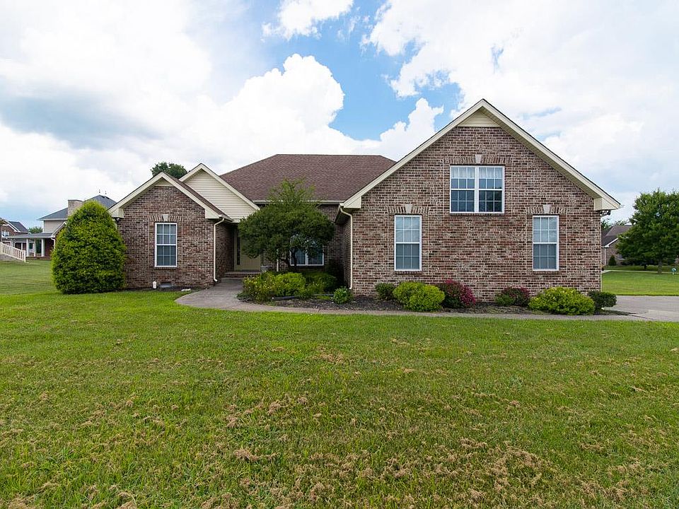 1st image of 841 Woodstock Ct