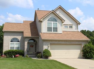 5032 Parkwood Ct, Flushing, MI