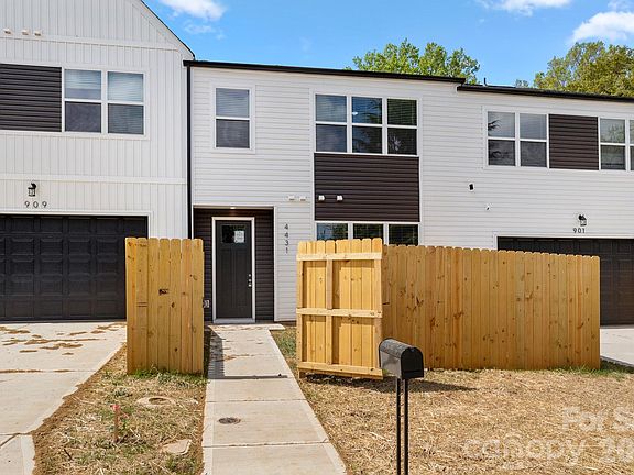 3rd image of 4431 Fair St