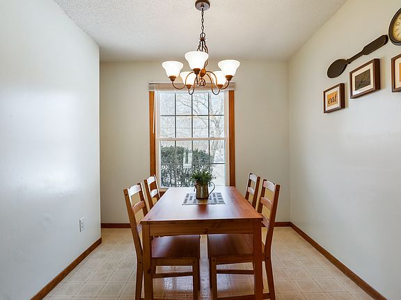 5th image of 6637 Stillwater Blvd N