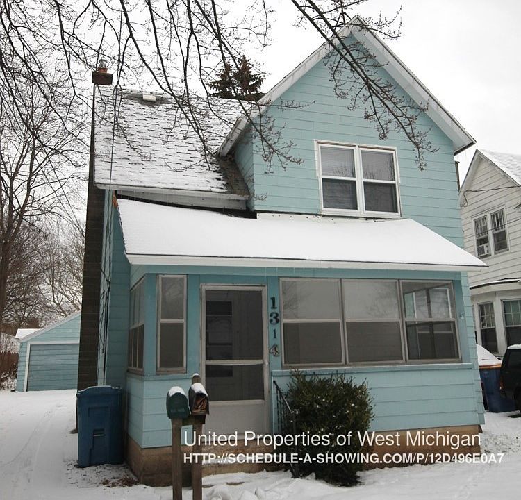 1st image of 1314 Portland Ave NE #02
