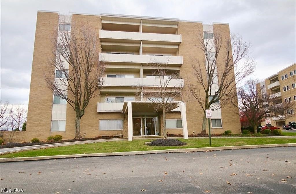 2039 Wooster Rd 57, Rocky River, OH 44116 Zillow