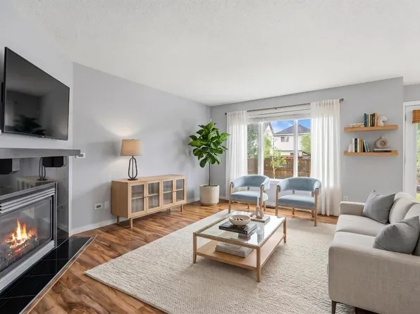 615 NE Copperfield Blvd SE, Calgary, AB T2Z 4C1