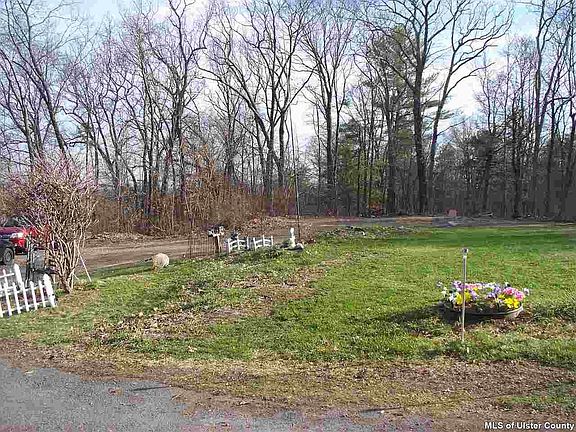 5th image of 203 Forest Hills Ave