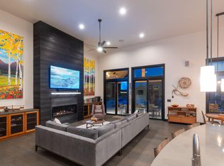 17837 SW Chaparral Dr, Powell Butte, OR 97753