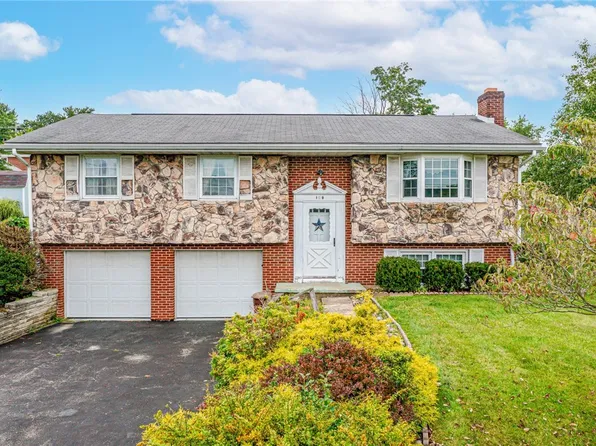 169 Summit St W, Leechburg, PA 15656