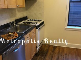 3177 32nd St APT 2B, Astoria, NY 11106