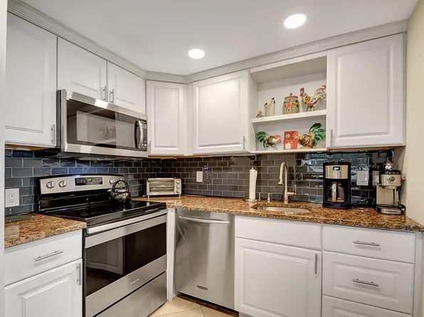 751 Monaco P #751, Delray Beach, FL 33446