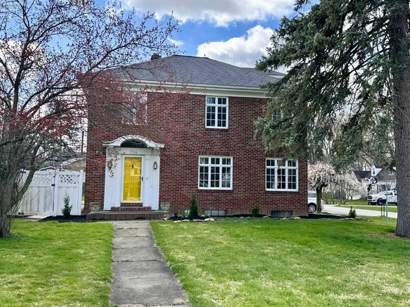 754 Barker Rd, Fremont, OH 43420