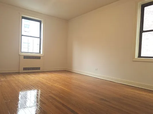 Rented by Camhi NYC Realty Inc | media 12