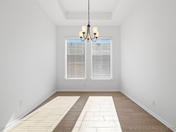 3rd image of 16295 S 89th Ave
