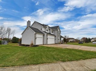 13890 Sunladen Ct NW, Pickerington, OH 43147