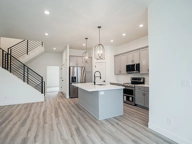 5328 W Dosh Ln — Photo 7