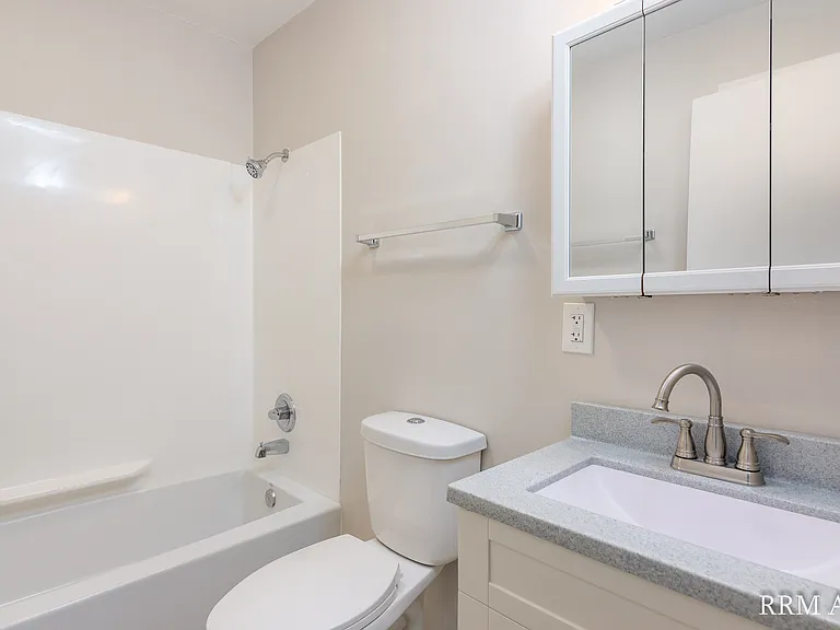Prairie Ridge Apartments — Photo 2
