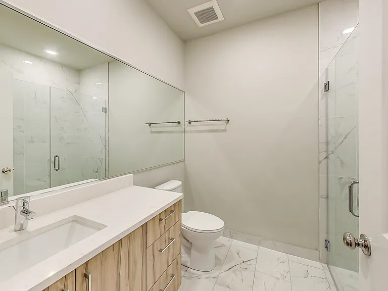 6135 S Kimbark Ave #202 — Photo 21