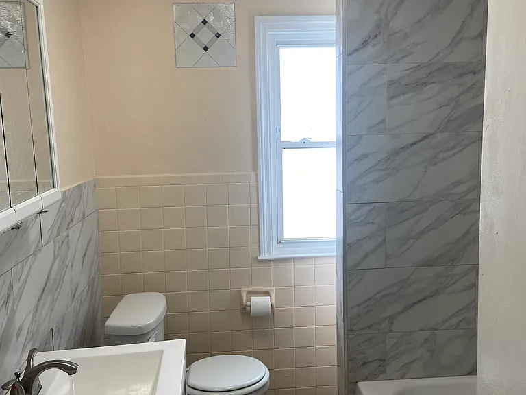 78 Lasalle Ave #1 — Photo 1