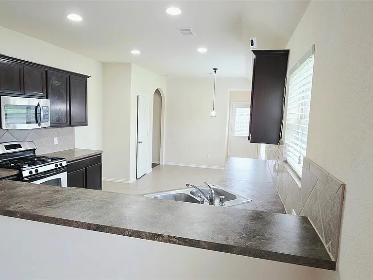 2767 Morgensen Dr — Photo 5
